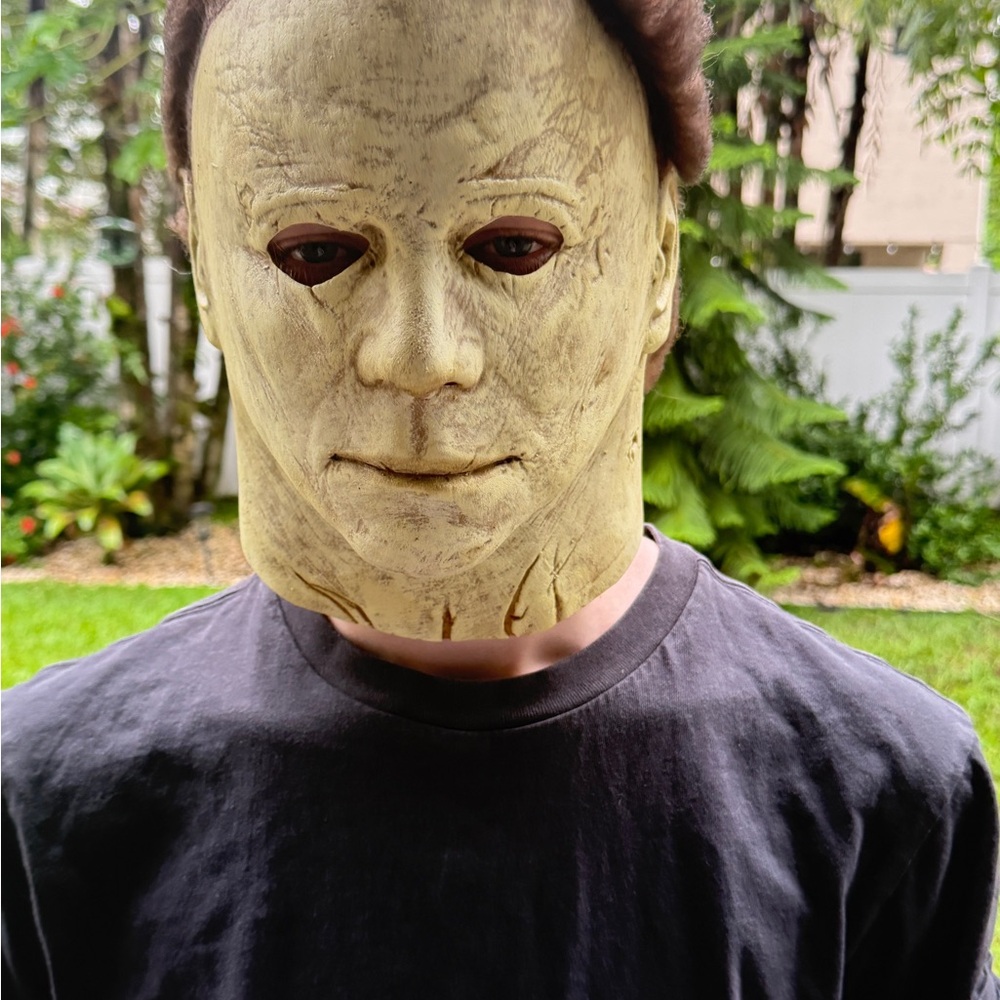 Men's Michael Myers Halloween Mask from Trick or Treat studios
